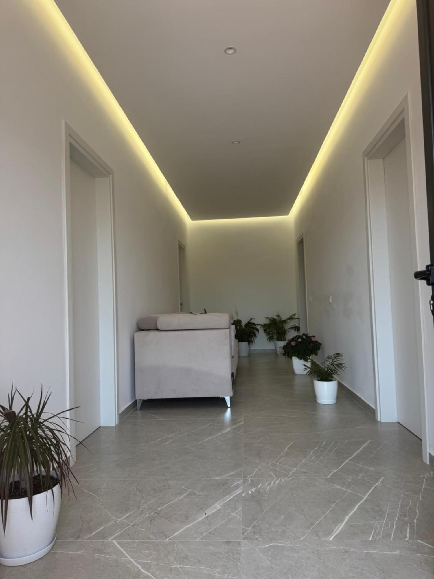 Soni Oruci Aparthotel